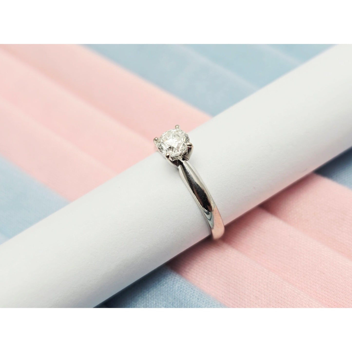 Magic Glo 14K White Gold Engagement Wedding Solitaire Round Cut Diamond Ring