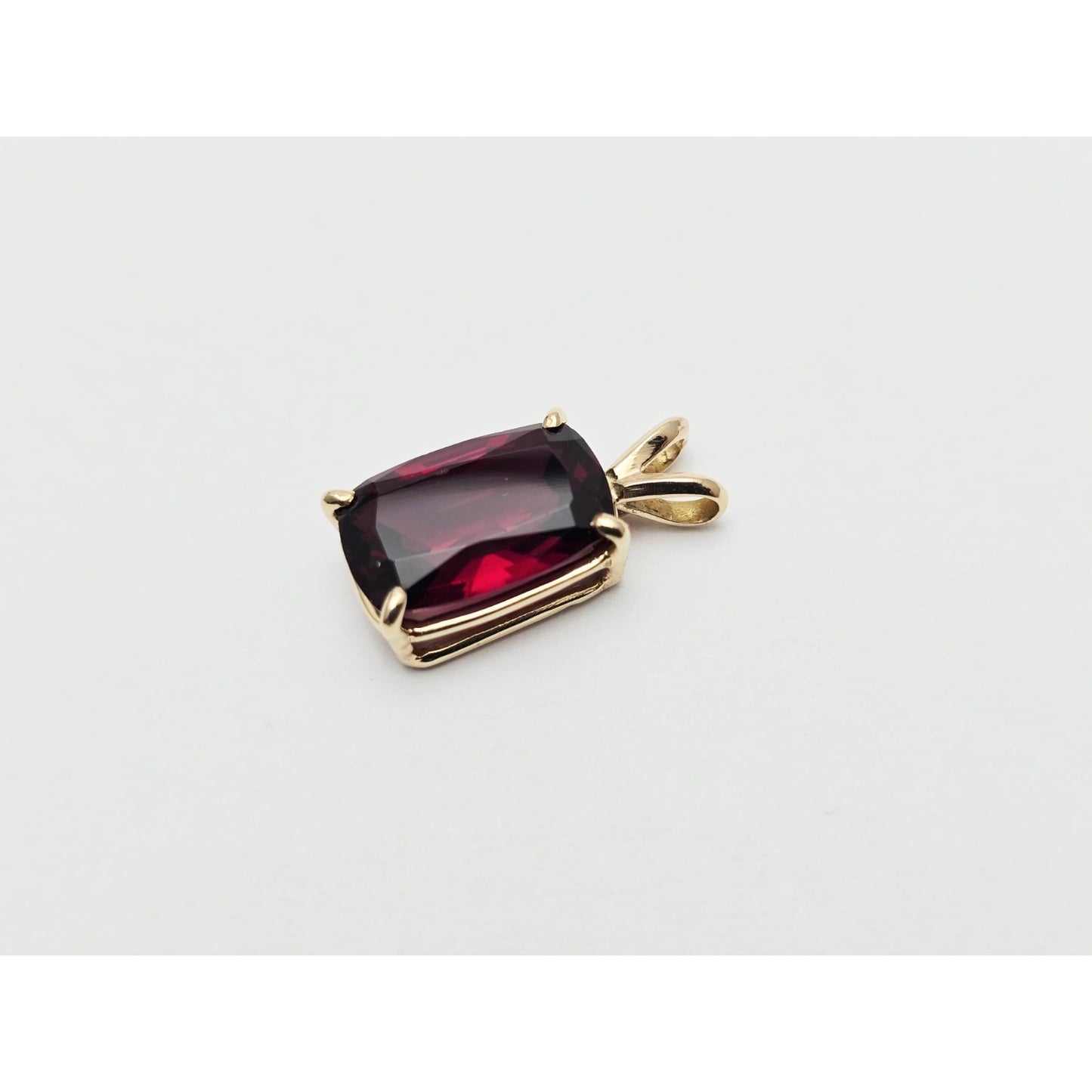 14K Yellow Gold Rectangle Cushion Cut Garnet Charm Pendant