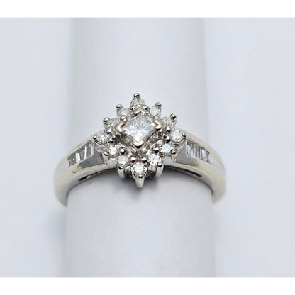 10K White Gold Flower Style Diamond Ring