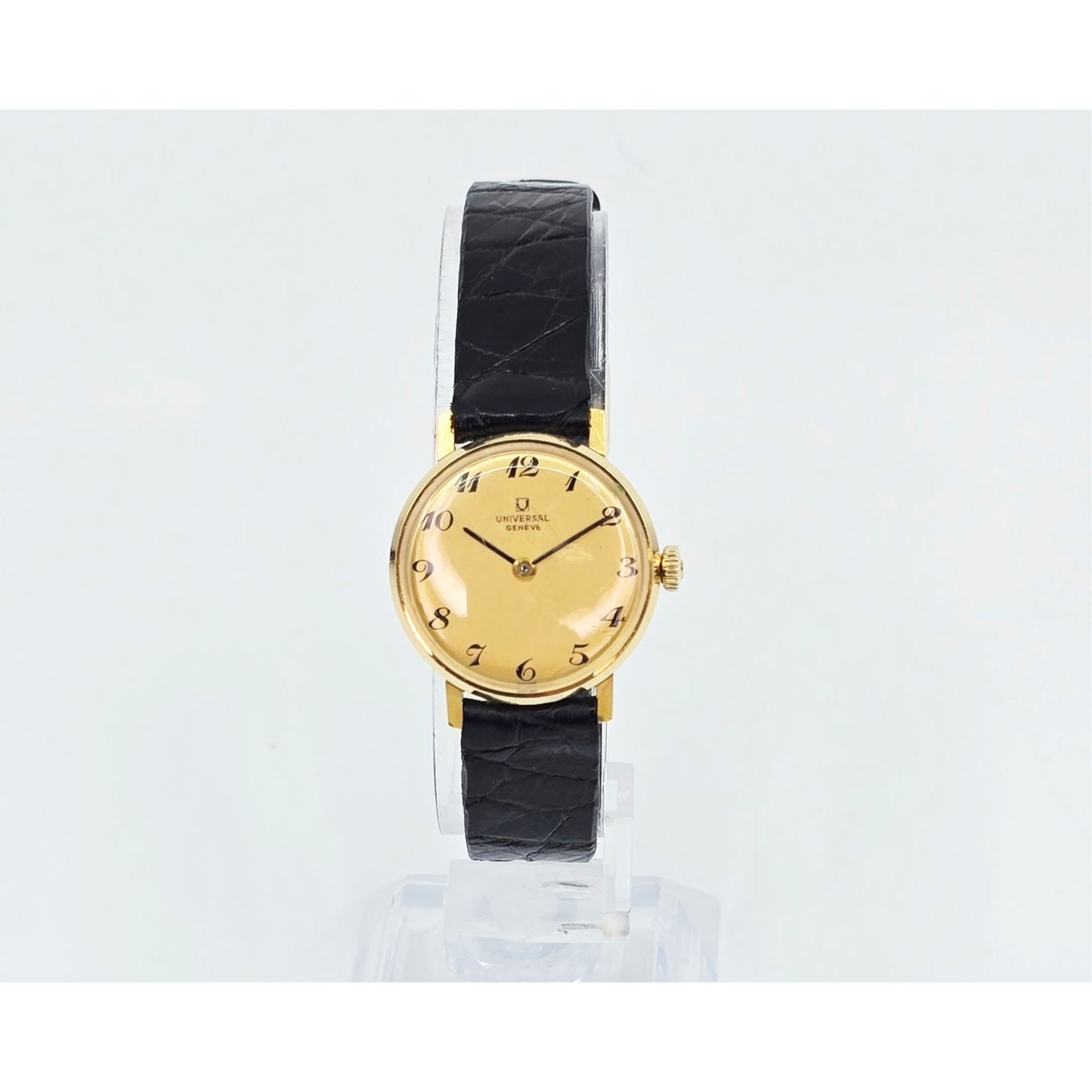 Universal Geneve 18K Yellow Gold Manual Wind Watch Cal 42 23mm Box Papers