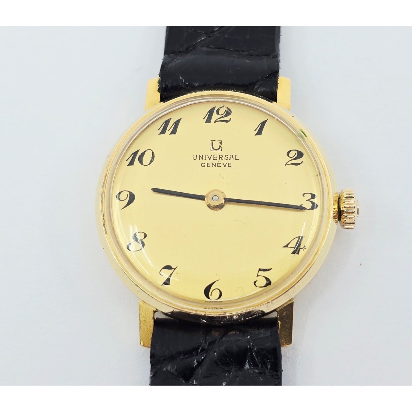 Universal Geneve 18K Yellow Gold Manual Wind Watch Cal 42 23mm Box Papers