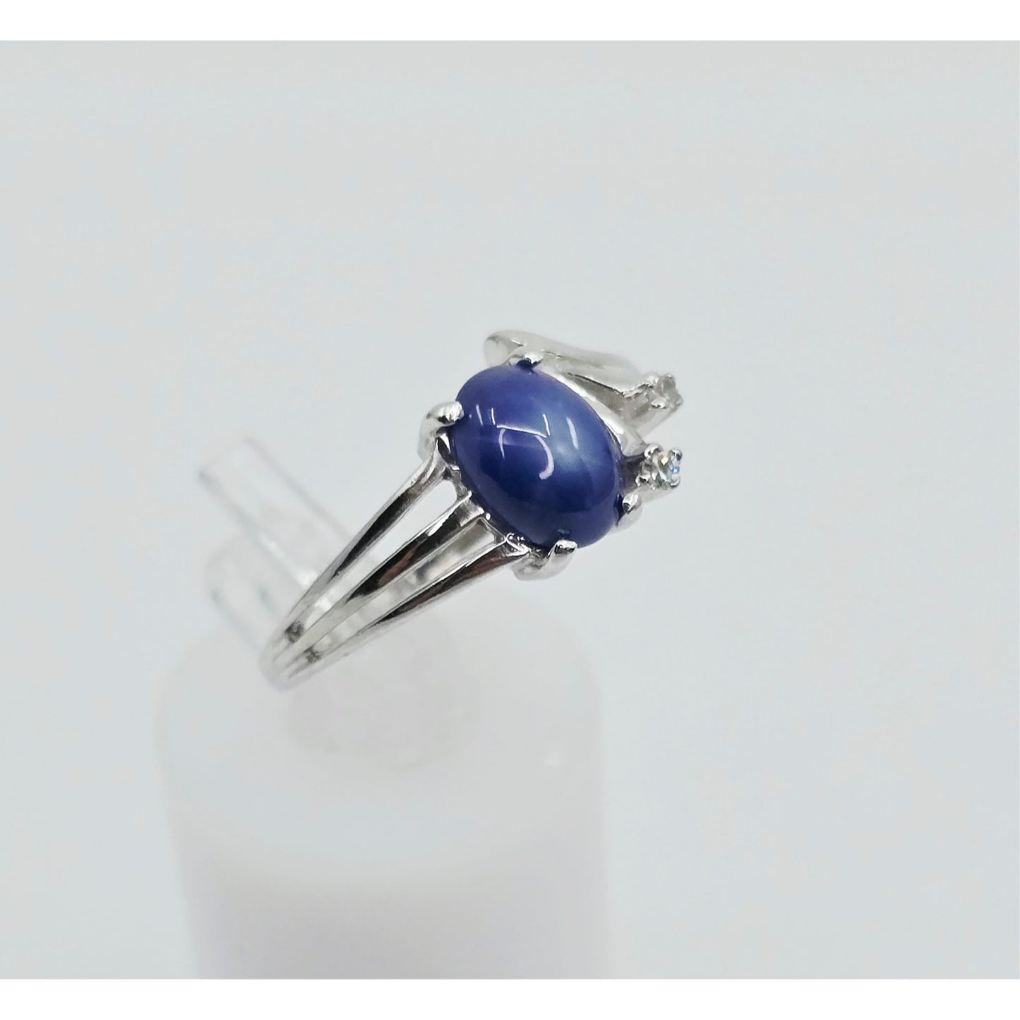 14K White Gold Star Sapphire & Diamond Ring