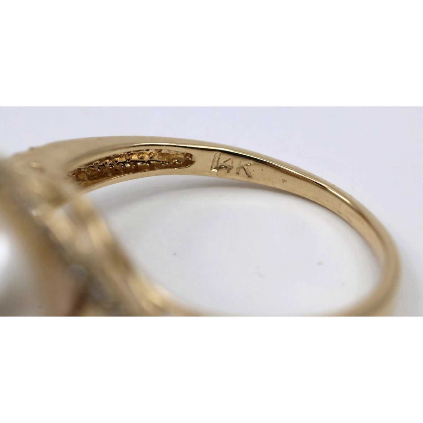 14K Yellow Gold Large Pearl & Diamond Ring