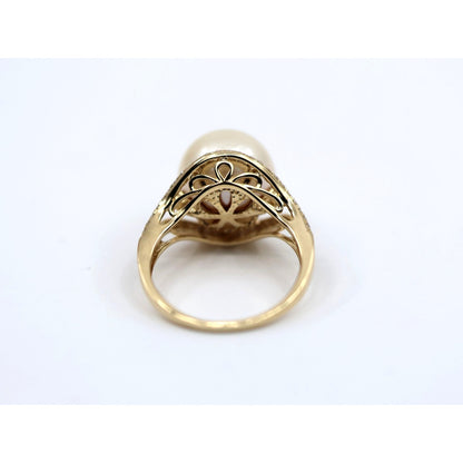 14K Yellow Gold Large Pearl & Diamond Ring
