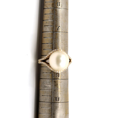 14K Yellow Gold Large Pearl & Diamond Ring