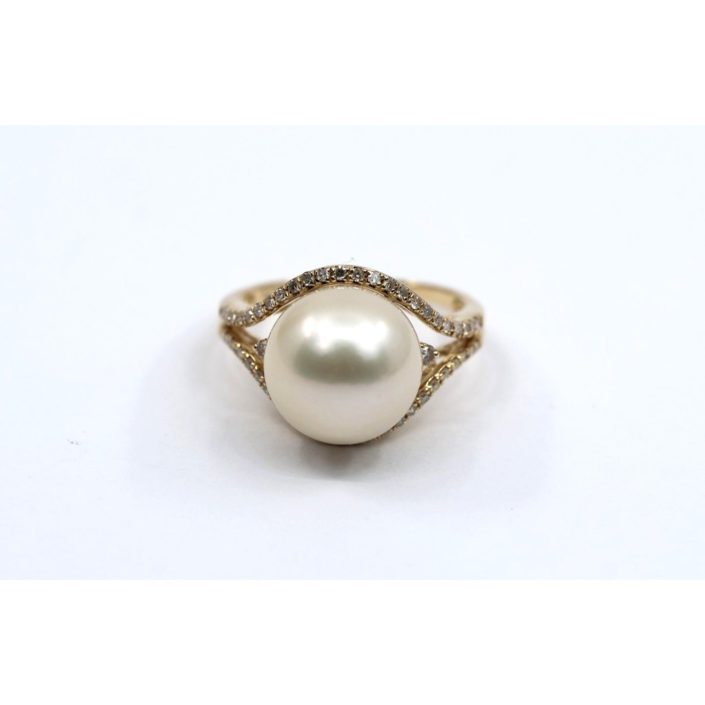 14K Yellow Gold Large Pearl & Diamond Ring