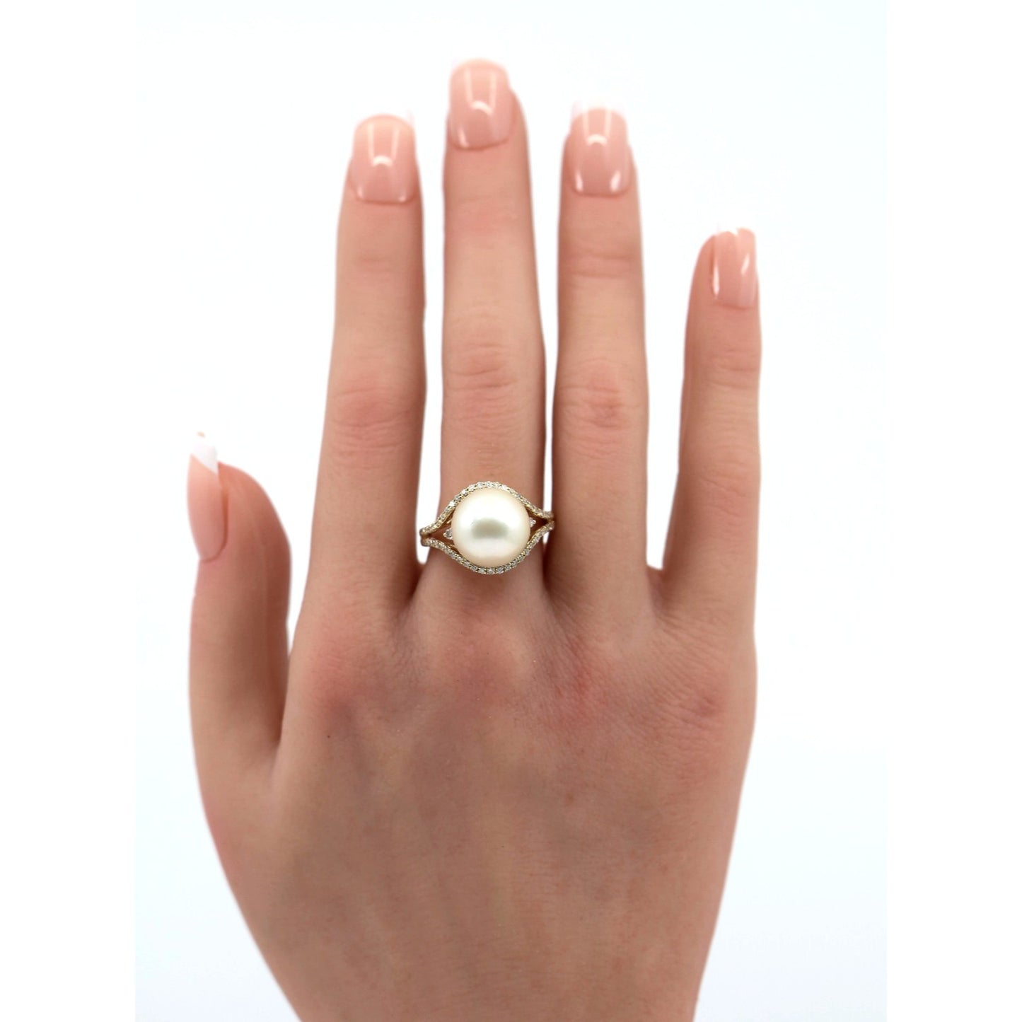 14K Yellow Gold Large Pearl & Diamond Ring