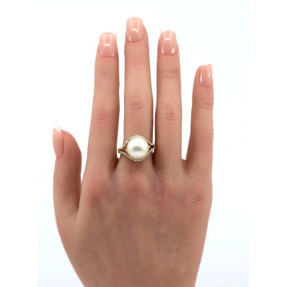 14K Yellow Gold Large Pearl & Diamond Ring