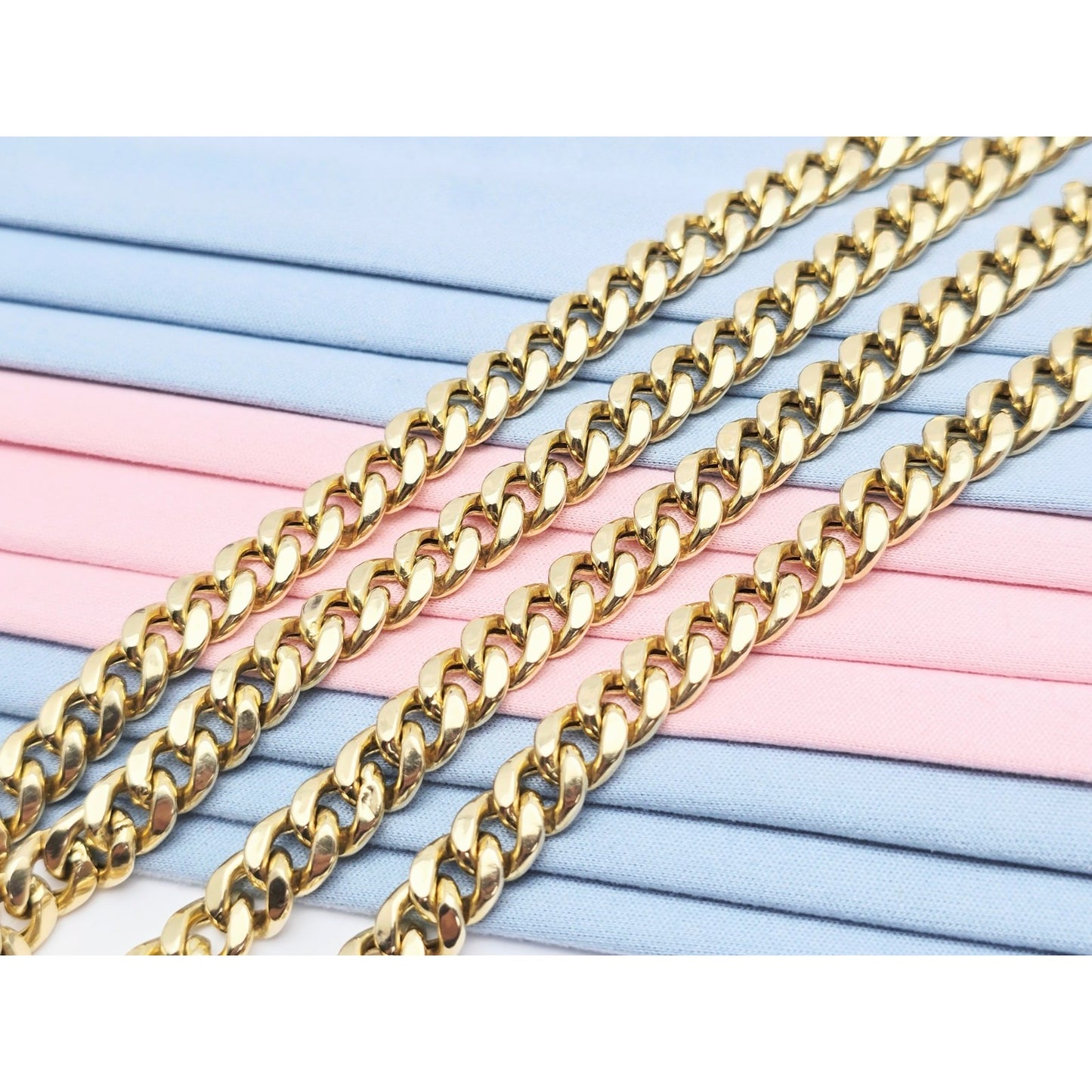 14K Yellow Gold Cuban Link Chain Necklace