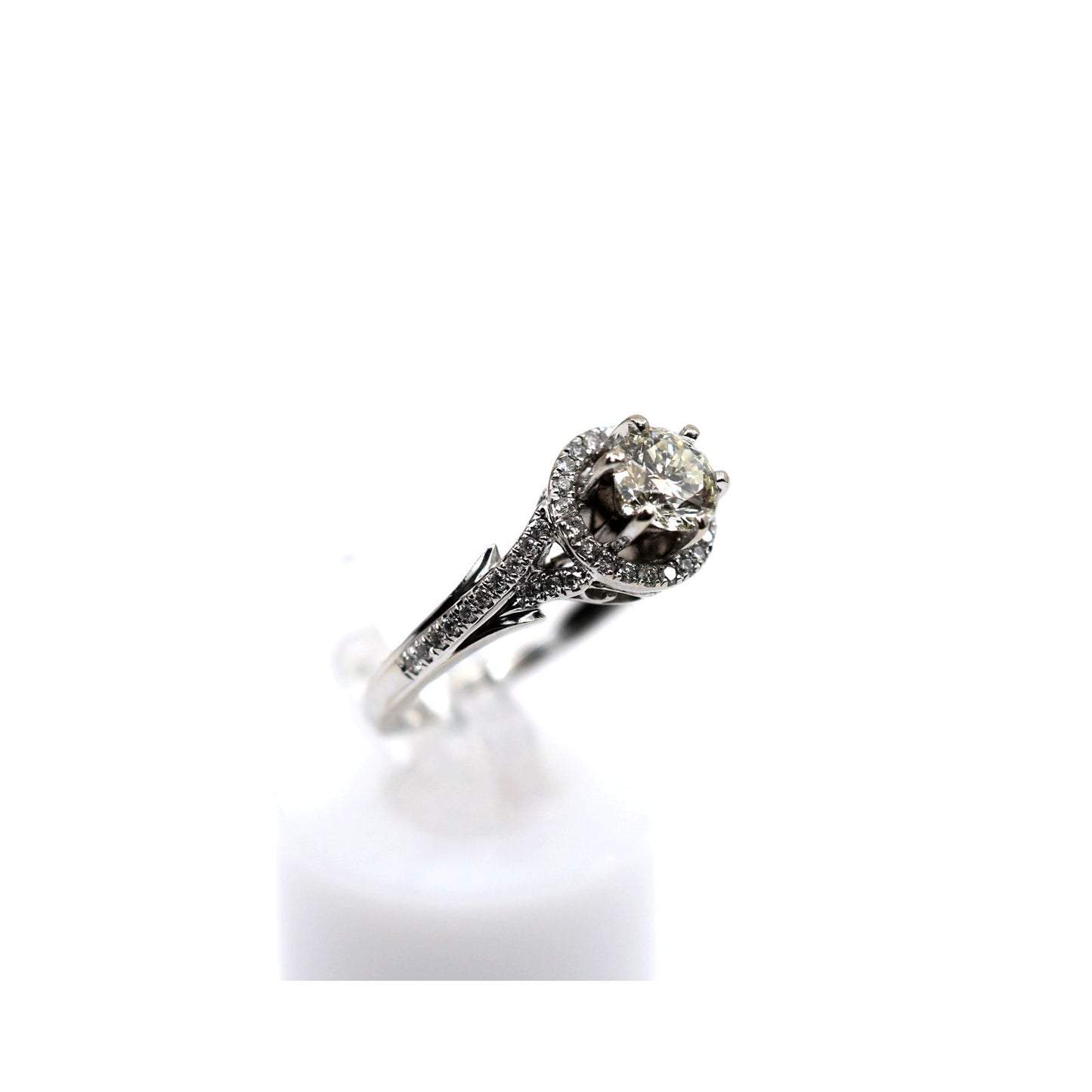 14K White Gold 0.80ct Round Diamond Halo Split Shank Engagement Ring