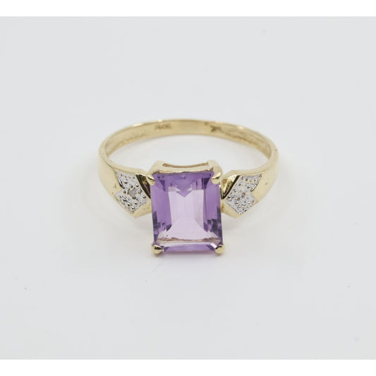 Vintage 9K Two Tone Gold Amethyst & Diamond Ring