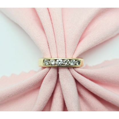 14K Yellow Gold Single Row 6 Diamond Wedding Ring Band