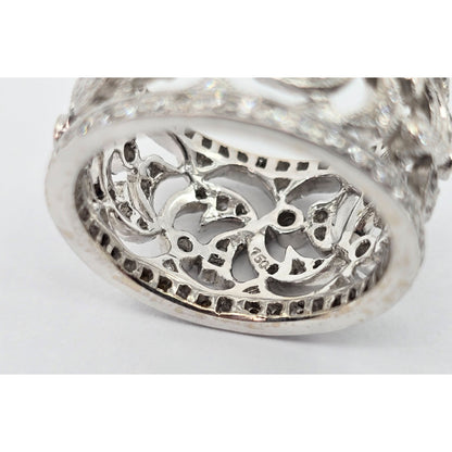 18K White Gold Floral Design Diamond Wide Band Ring