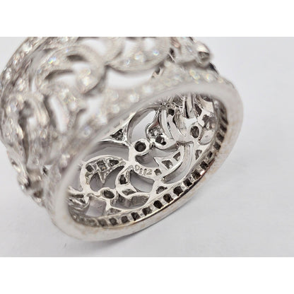 18K White Gold Floral Design Diamond Wide Band Ring