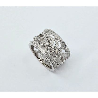 18K White Gold Floral Design Diamond Wide Band Ring