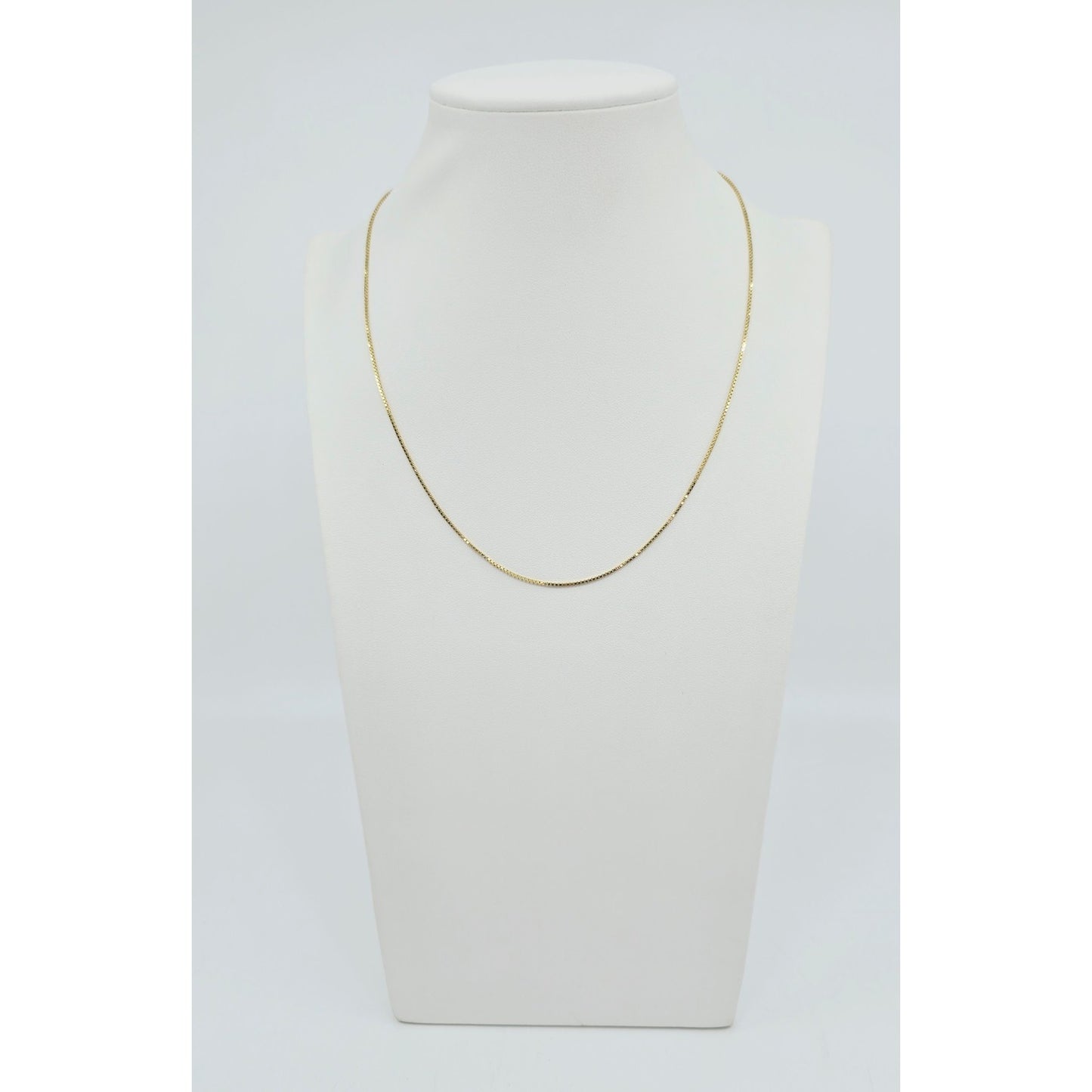 14K Yellow Gold Box Link Chain Necklace
