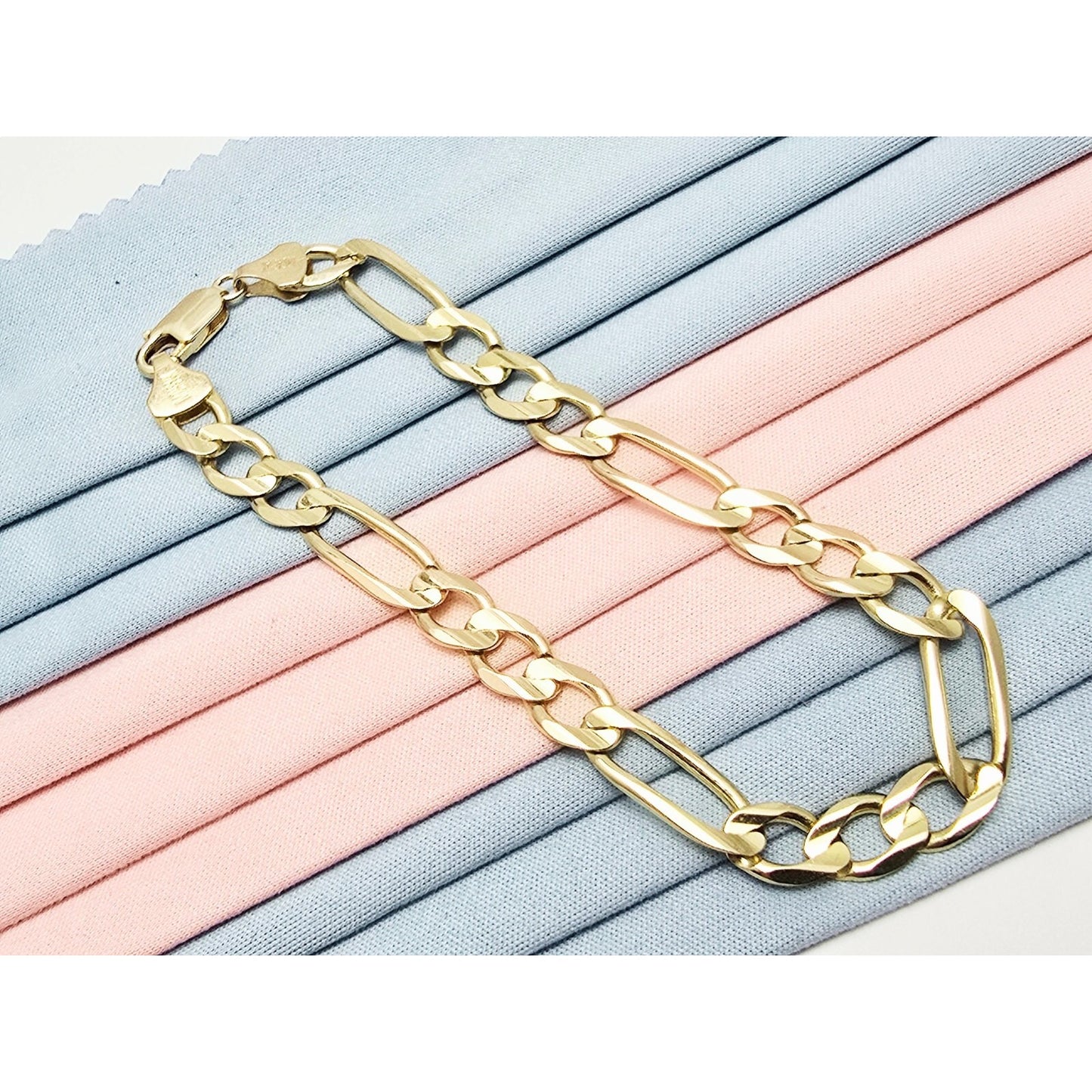 14K Yellow Gold Figaro Link Bracelet
