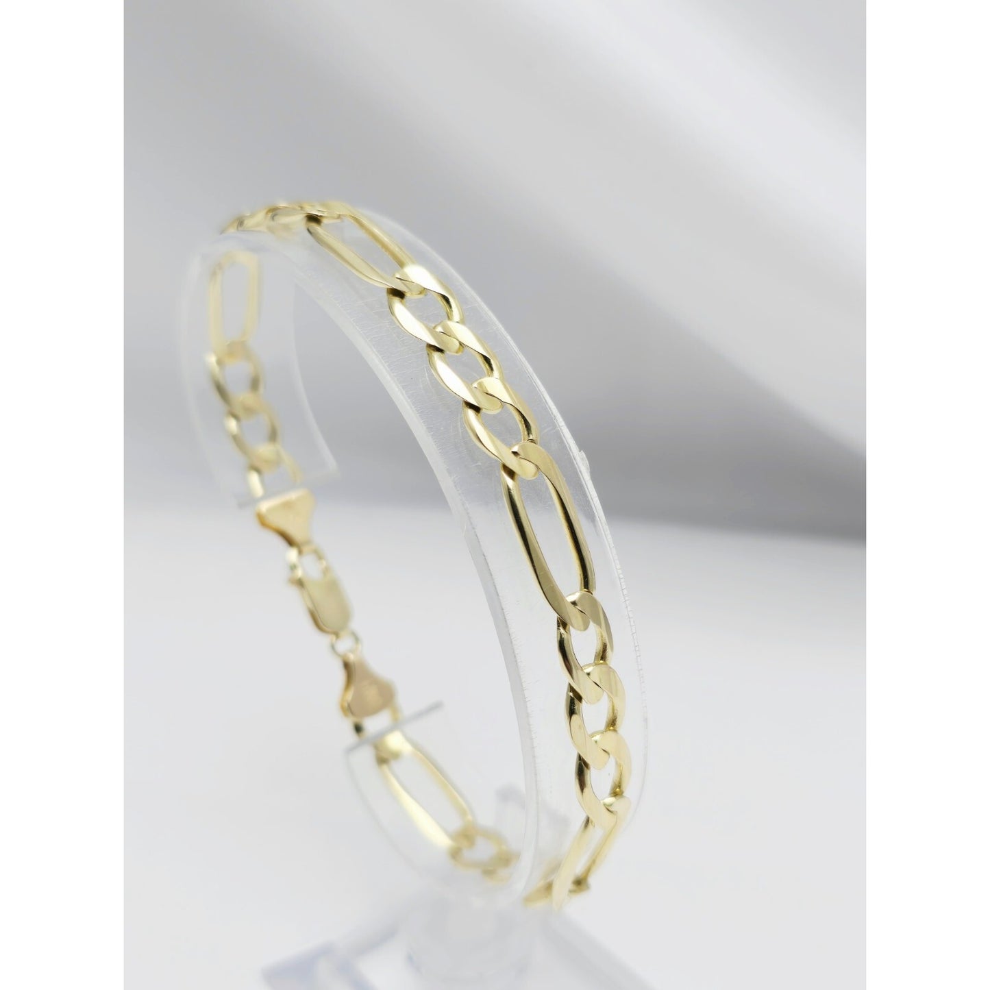 14K Yellow Gold Figaro Link Bracelet