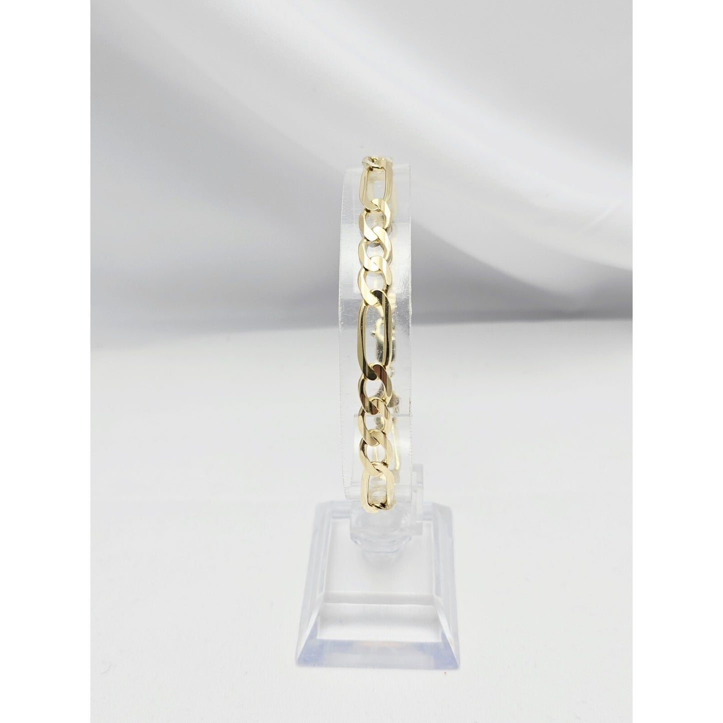 14K Yellow Gold Figaro Link Bracelet