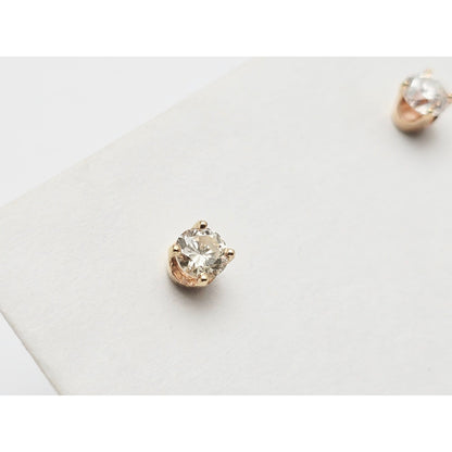 14K Yellow Gold Round Diamond Stud Earrings