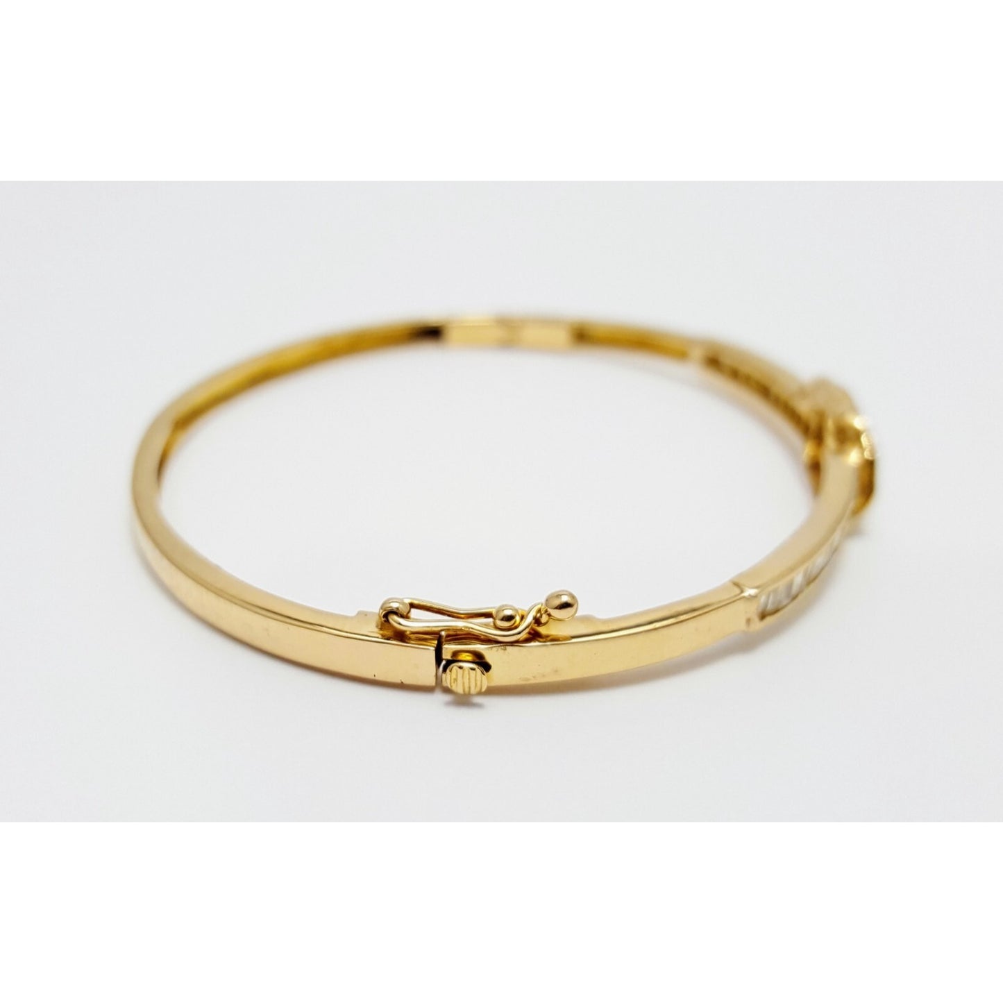 14K Yellow Gold Spiral Baguette Diamond Bangle Bracelet