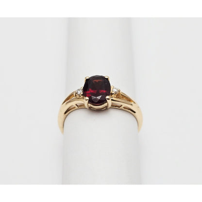 14K Yellow Gold Oval Garnet & Diamond Ring
