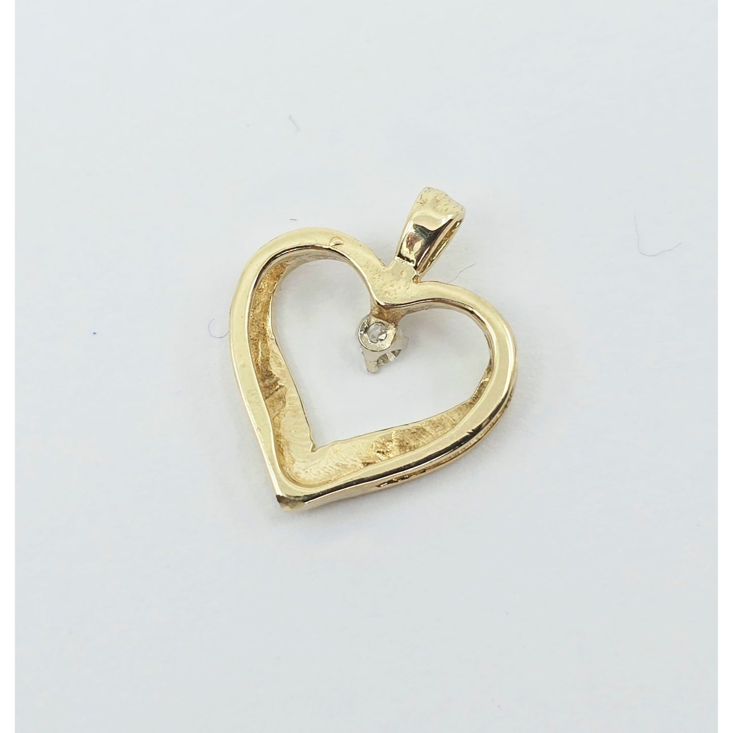14K Yellow Gold Round Cut Diamond Open Heart Charm Pendant