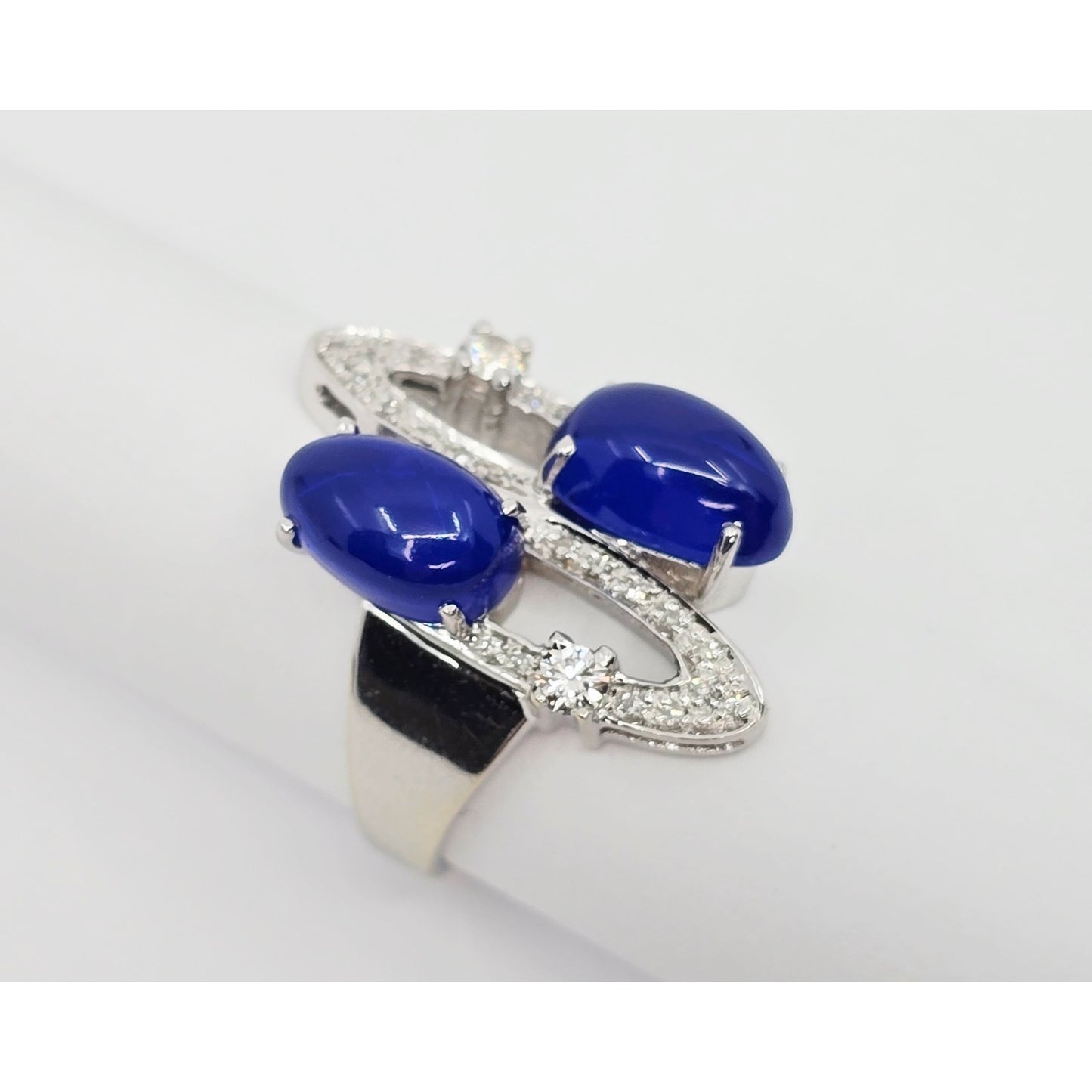 14K White Gold Diamond & Blue Crystal Wavy Ring