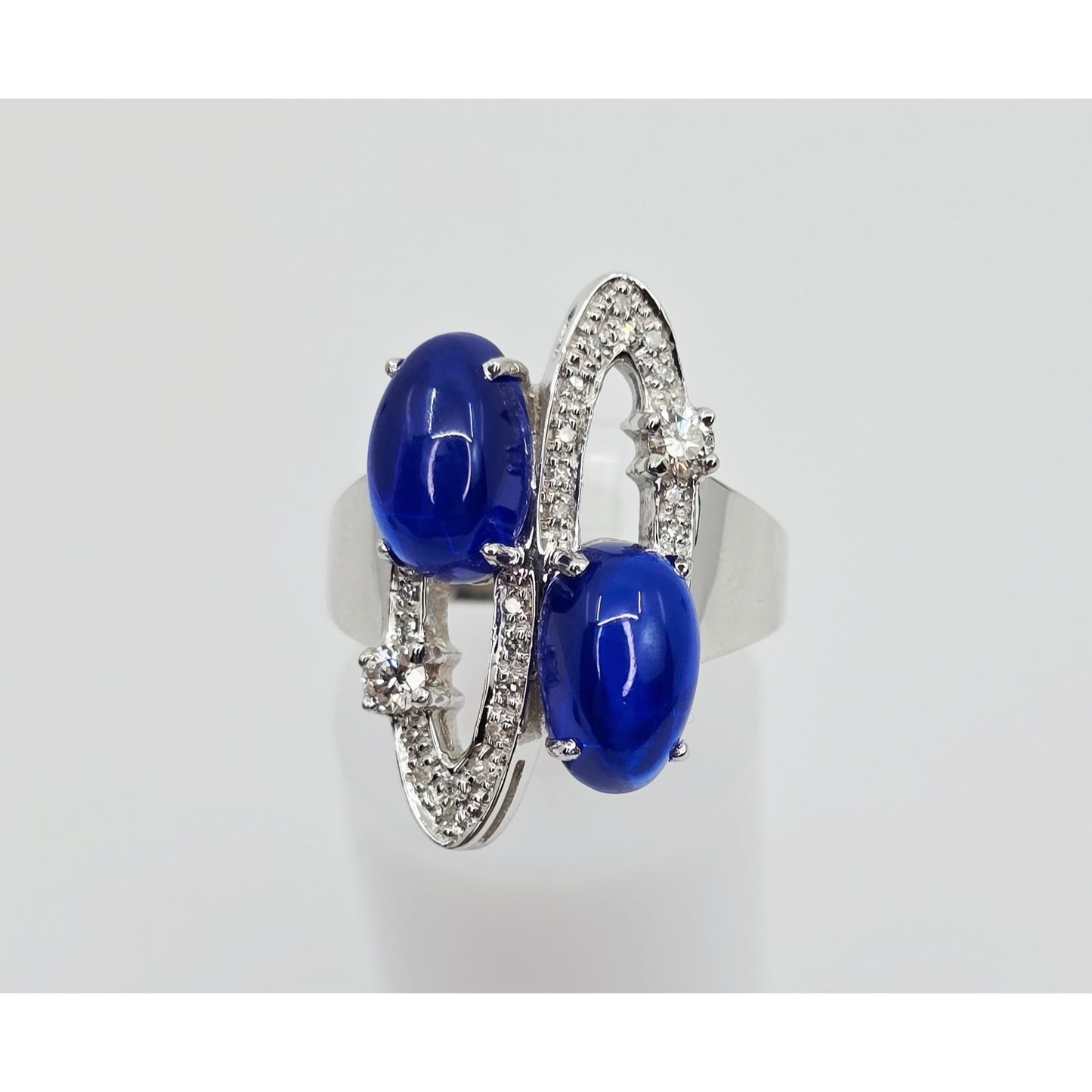 14K White Gold Diamond & Blue Crystal Wavy Ring