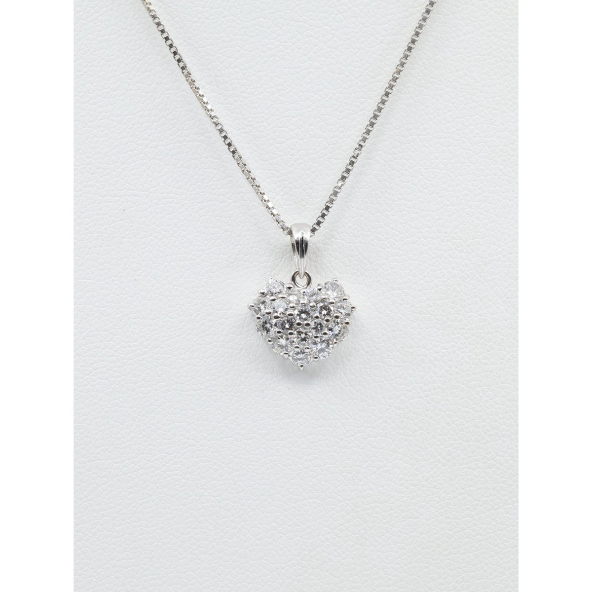 18K White Gold Diamond 3D Heart Charm Pendant 0.65ct