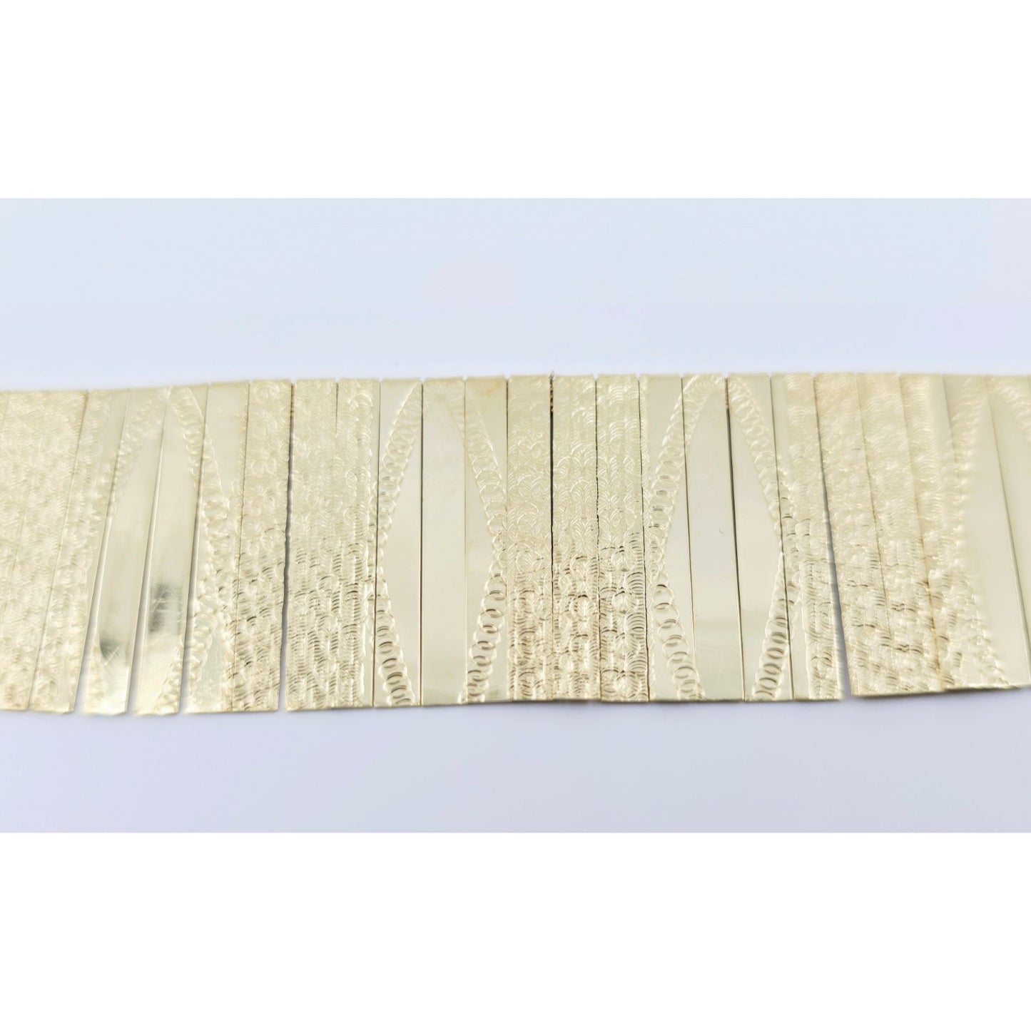 14K Yellow Gold Graduated Flat Collar Statement Link Chain Necklace