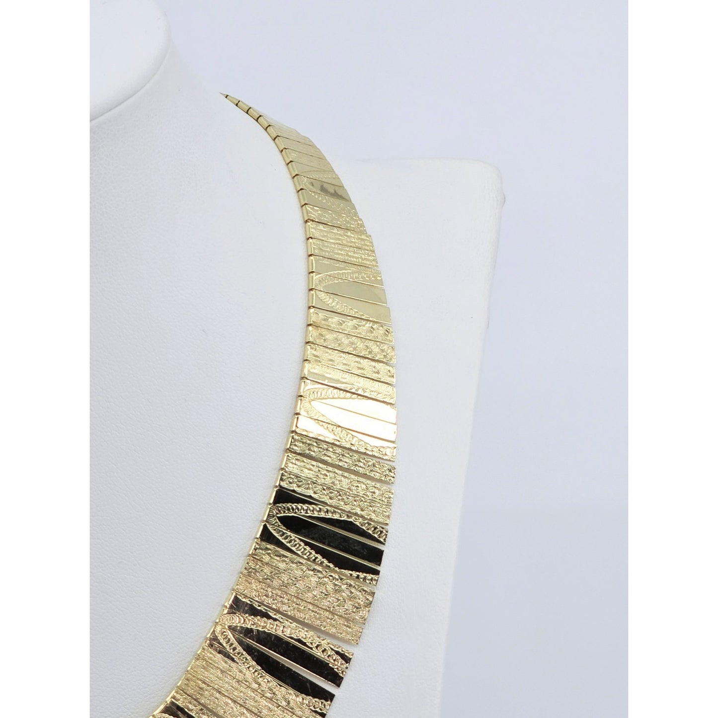 14K Yellow Gold Graduated Flat Collar Statement Link Chain Necklace
