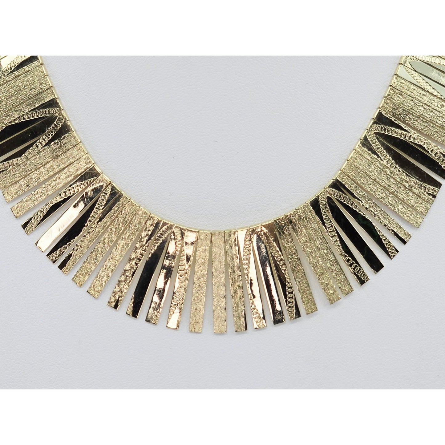14K Yellow Gold Graduated Flat Collar Statement Link Chain Necklace
