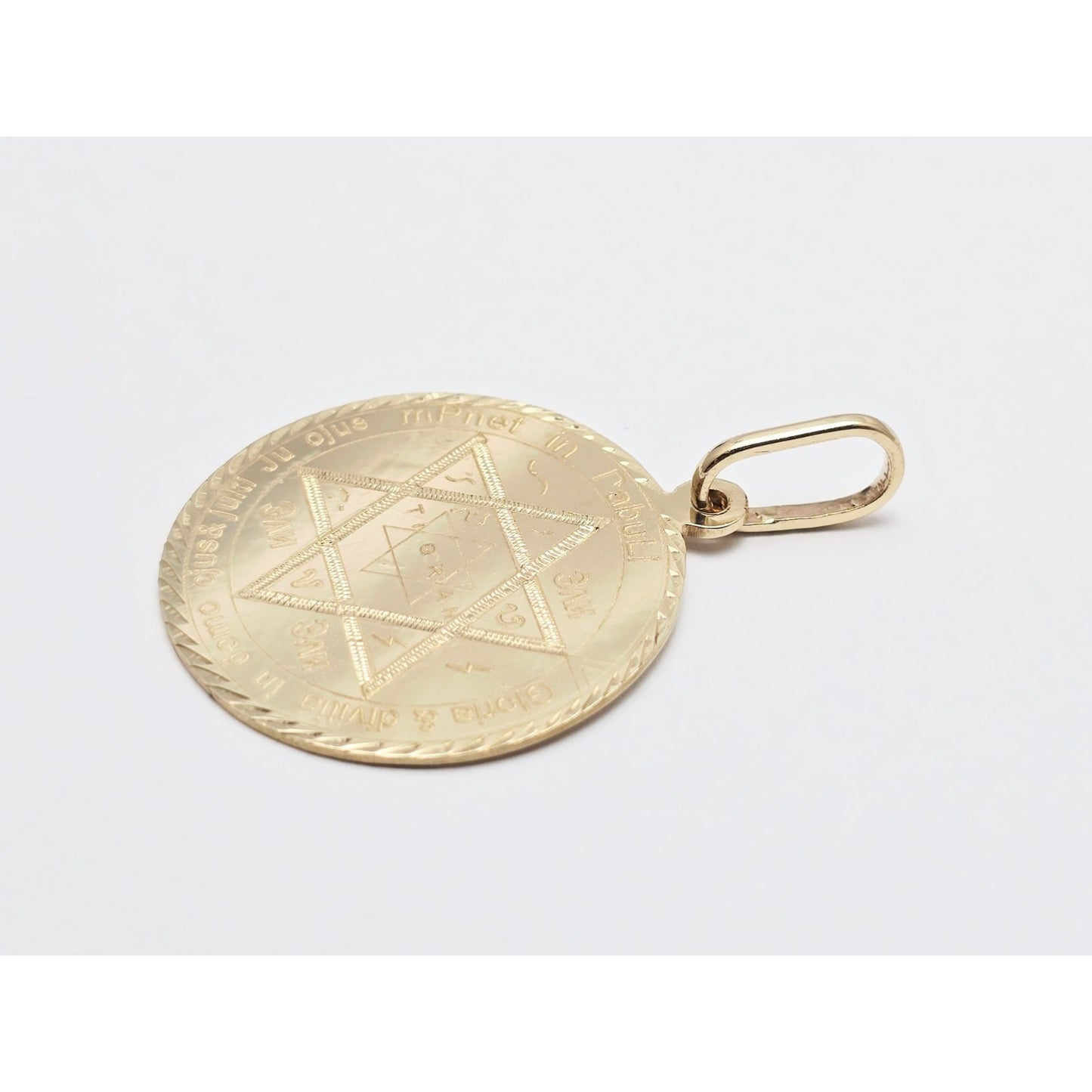 14K Yellow Gold Round Star of David Latin Aphorism Charm Pendant