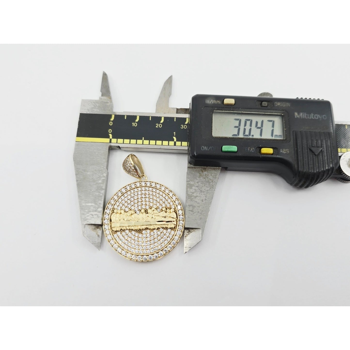 10K Yellow Gold The Last Supper Round CZ Charm Pendant