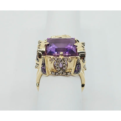 14K Yellow Gold Amethyst & Diamond Chanel Ring