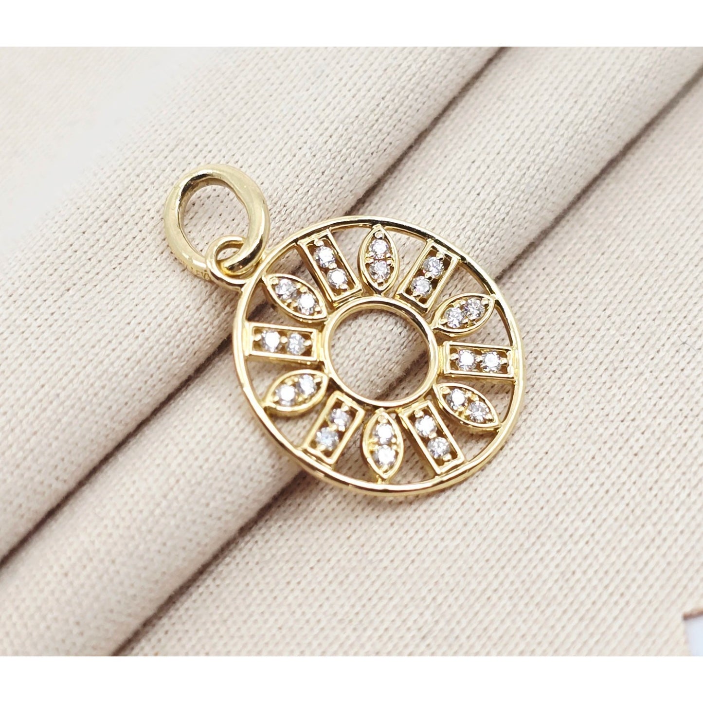 14K Yellow Gold Bony Levy Round Diamond Charm Pendant