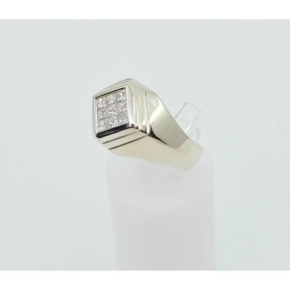 14K White Gold Princess Cut Invisible Setting Diamond Ring