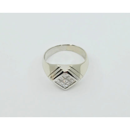 14K White Gold Princess Cut Invisible Setting Diamond Ring