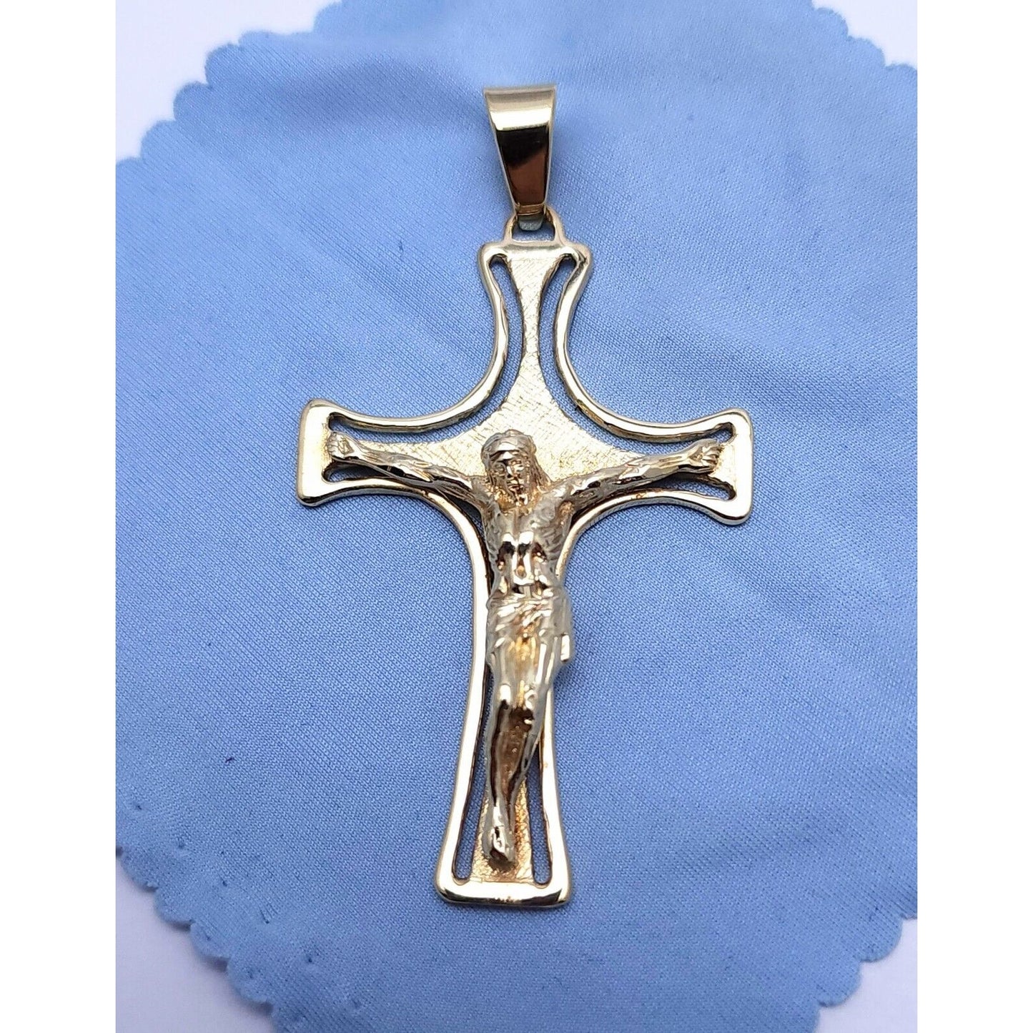 14K Solid Yellow Gold Designer Religious Jesus on Cross Charm Pendant