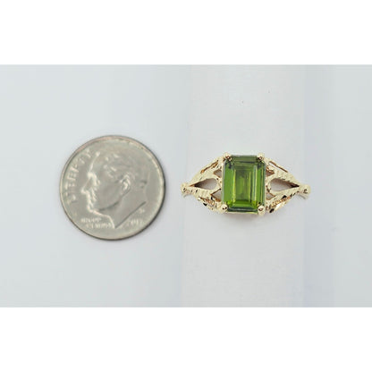 10K Yellow Gold Green Peridot Ring