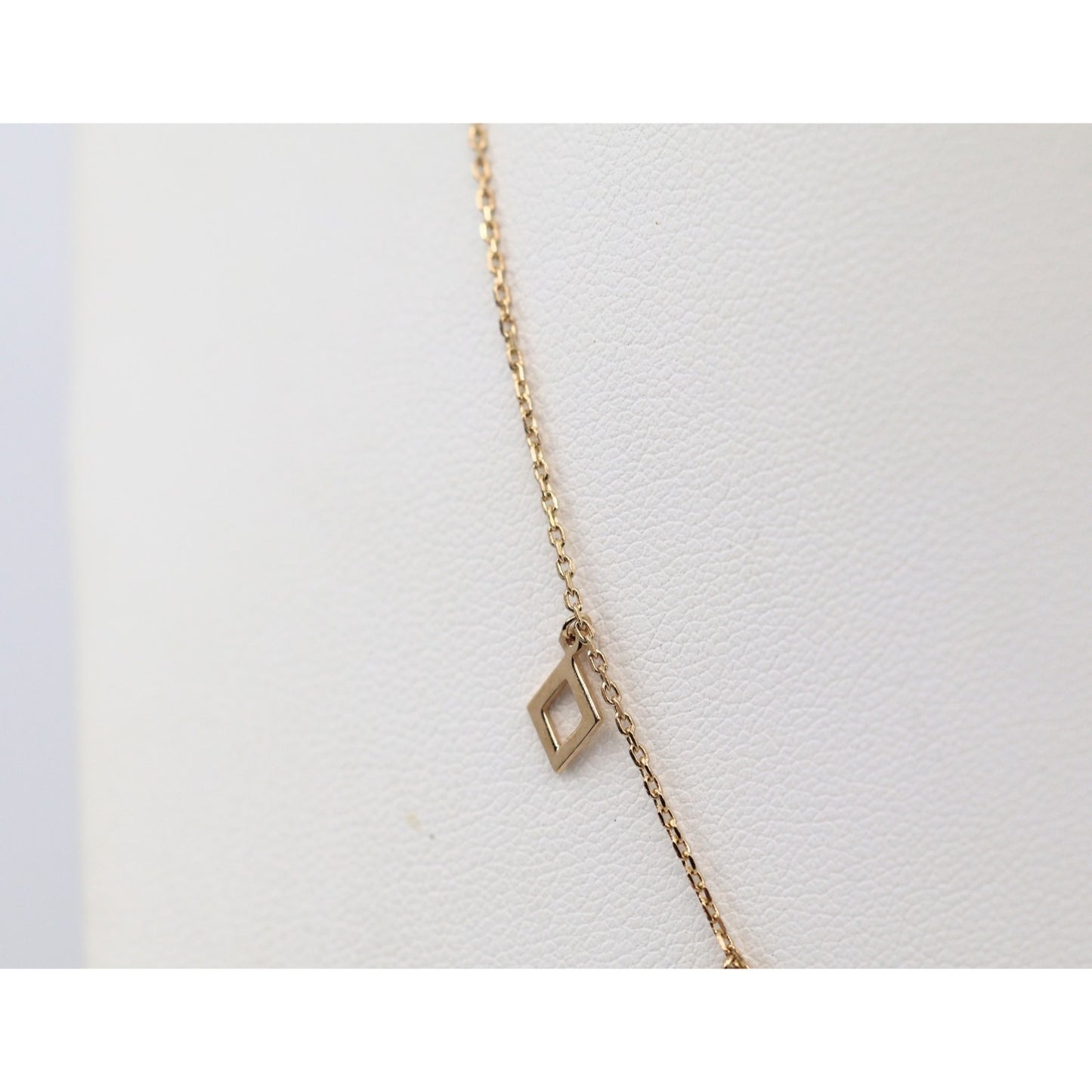 14K Yellow Gold Resizable Dangling Diamond Shaped Charm Link Chain Necklace