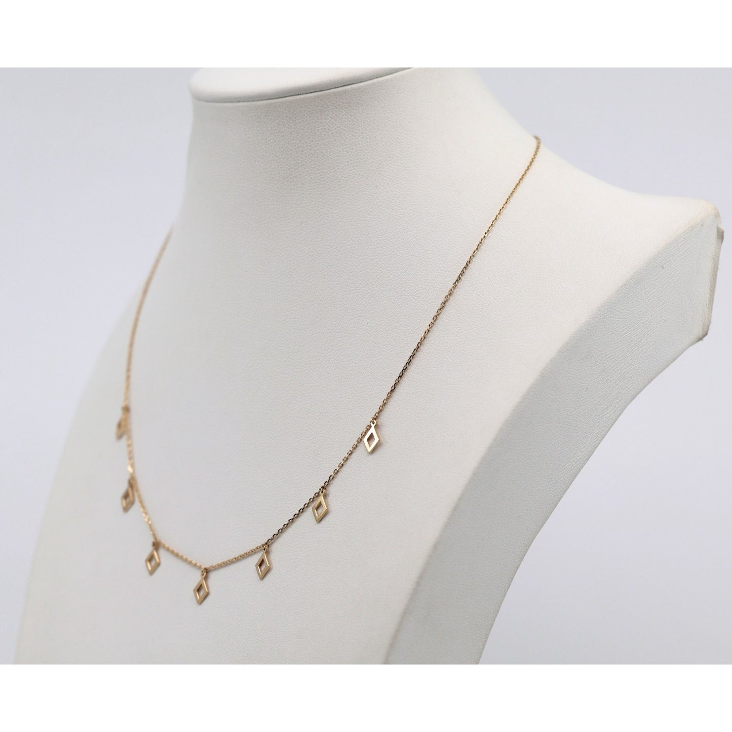 14K Yellow Gold Resizable Dangling Diamond Shaped Charm Link Chain Necklace