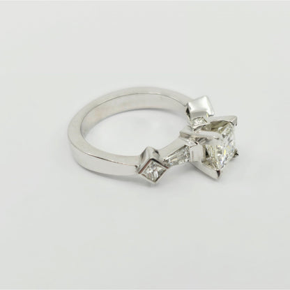 Beautiful Solid Platinum Princess Cut Diamond Engagement Ring 1.05ct EGL Report