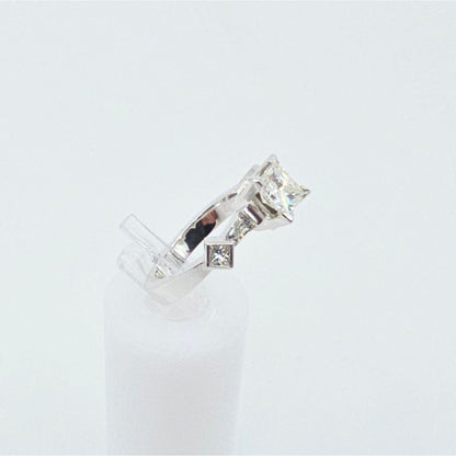 Beautiful Solid Platinum Princess Cut Diamond Engagement Ring 1.05ct EGL Report