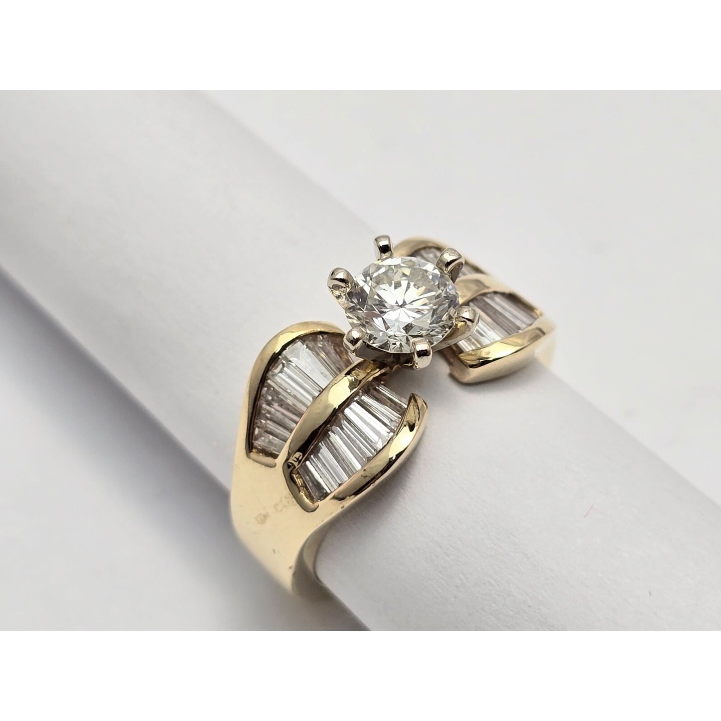 14K Yellow Gold Round & Baguette Diamond Ring