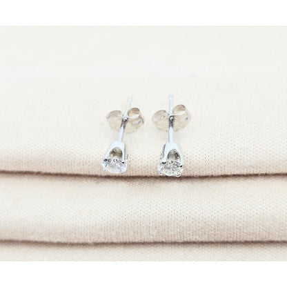 14K White Gold Round Cut Diamond Stud Earrings