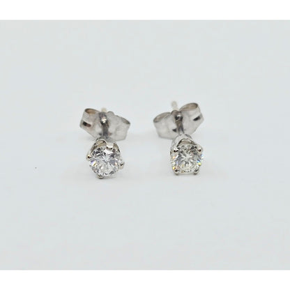 14K White Gold Round Cut Diamond Stud Earrings