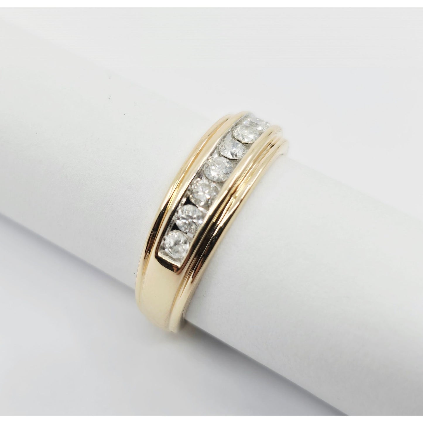10K Yellow Gold Single Row Diamond Wedding Band Ring