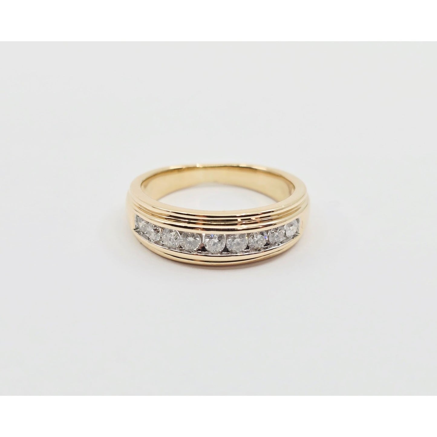 10K Yellow Gold Single Row Diamond Wedding Band Ring